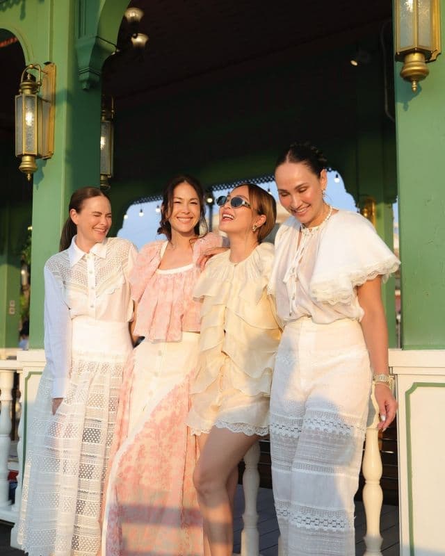 安妮·艾丽莎回应粉丝询问的IG故事截图