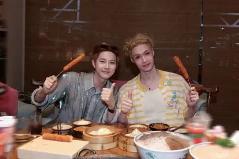 Lay(张艺兴)相关图片(来源:张艺兴微博)