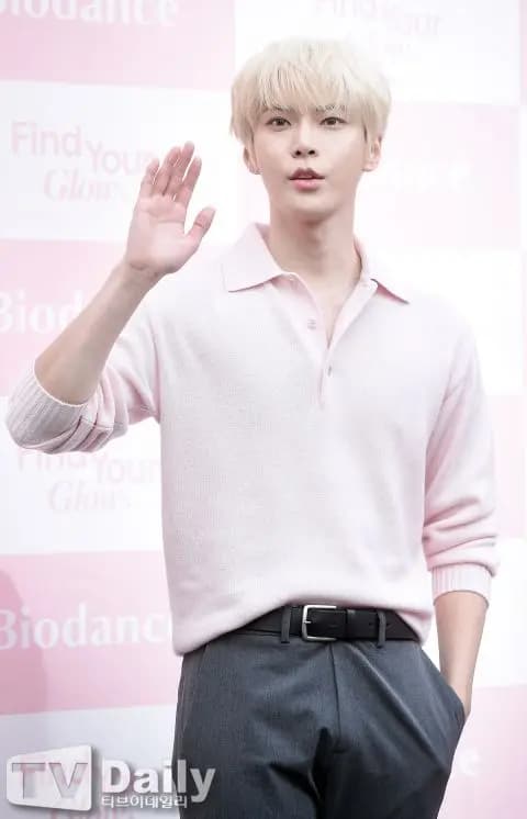 NCT道英出席首爾城東區聖水洞品牌活動現場照片(圖源:TVDaily)