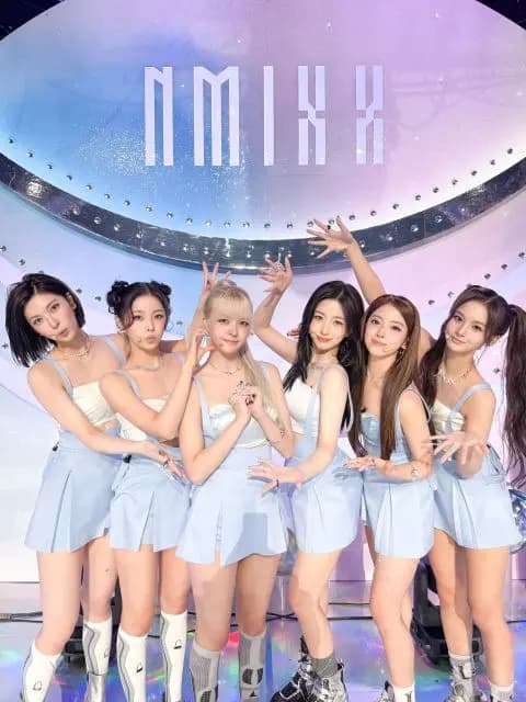 NMIXX成員合照,圖源FB@NMIXX