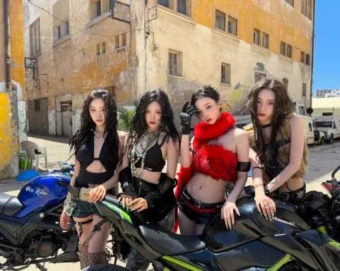 aespa的团体照片,来源为FB@aespa