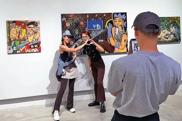 9m88與章廣辰私下互動,今年5月分享約會足跡照片