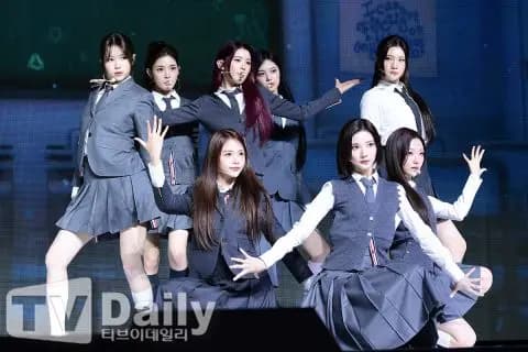 Hearts2Hearts學院風造型