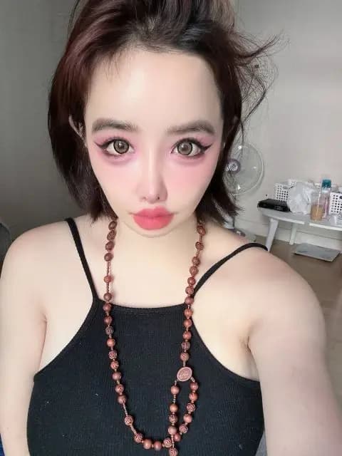 朴春個人社交平台圖片