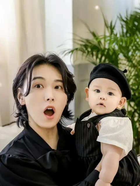 Sungmin family photo from IG@_liustudio_