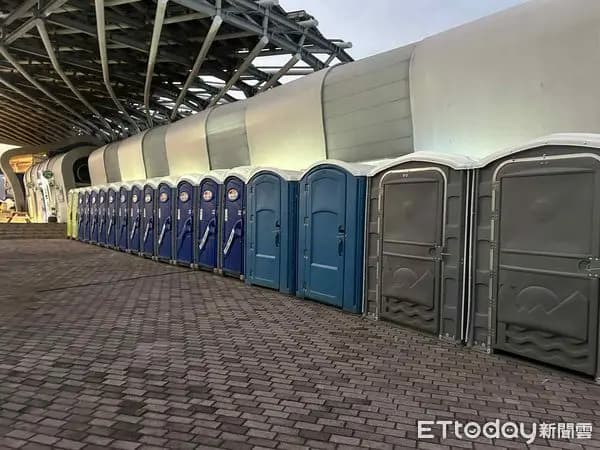 BLACKPINK高雄演唱会周边排队现场图