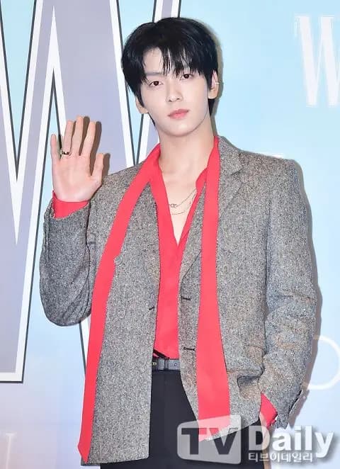 TXT秀彬個人照片