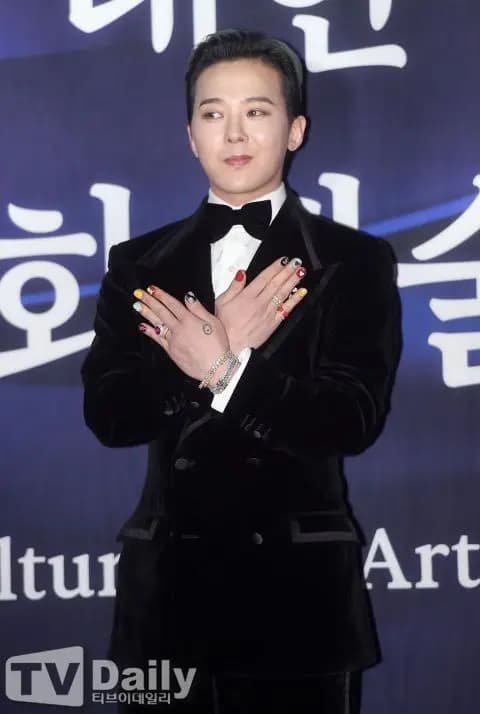 G-Dragon韩国大众文化艺术奖颁奖礼现场图5