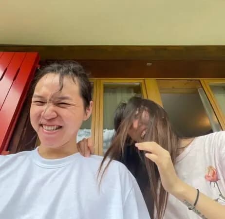 Wonstein追加的第二篇放閃貼文照片