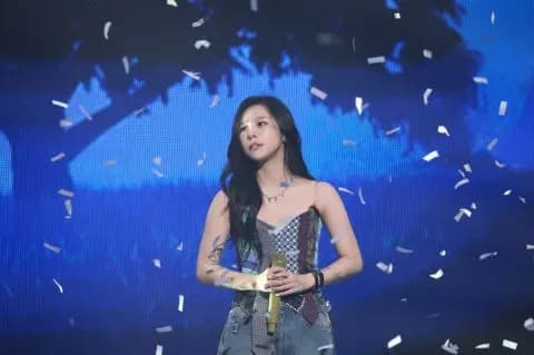 辉人首尔巡演现场图