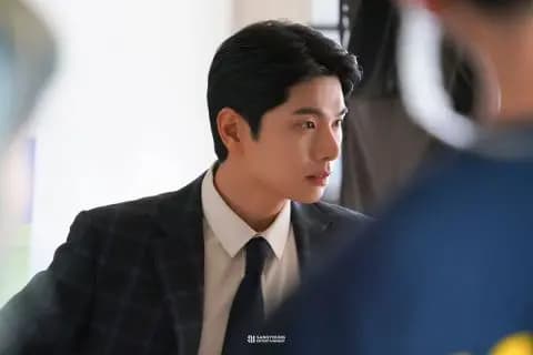 李伊庚IG照片经纪公司回应私生活虚假消息争议