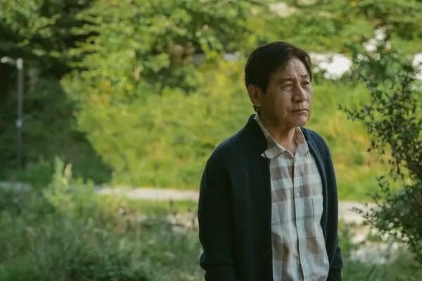 韩国国民影帝安圣基生前影像与离世报道